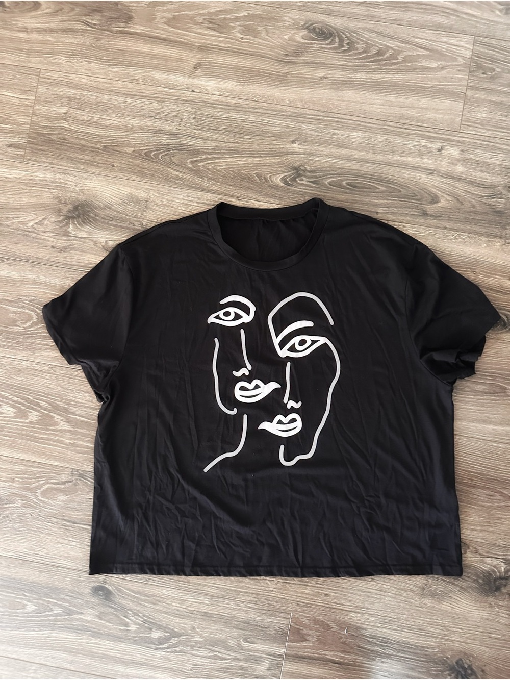 Shein Black Abstract Face Graphic Tee - Women